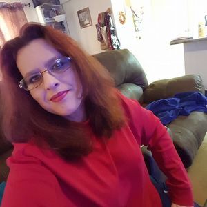 Meet your Posher, Lori